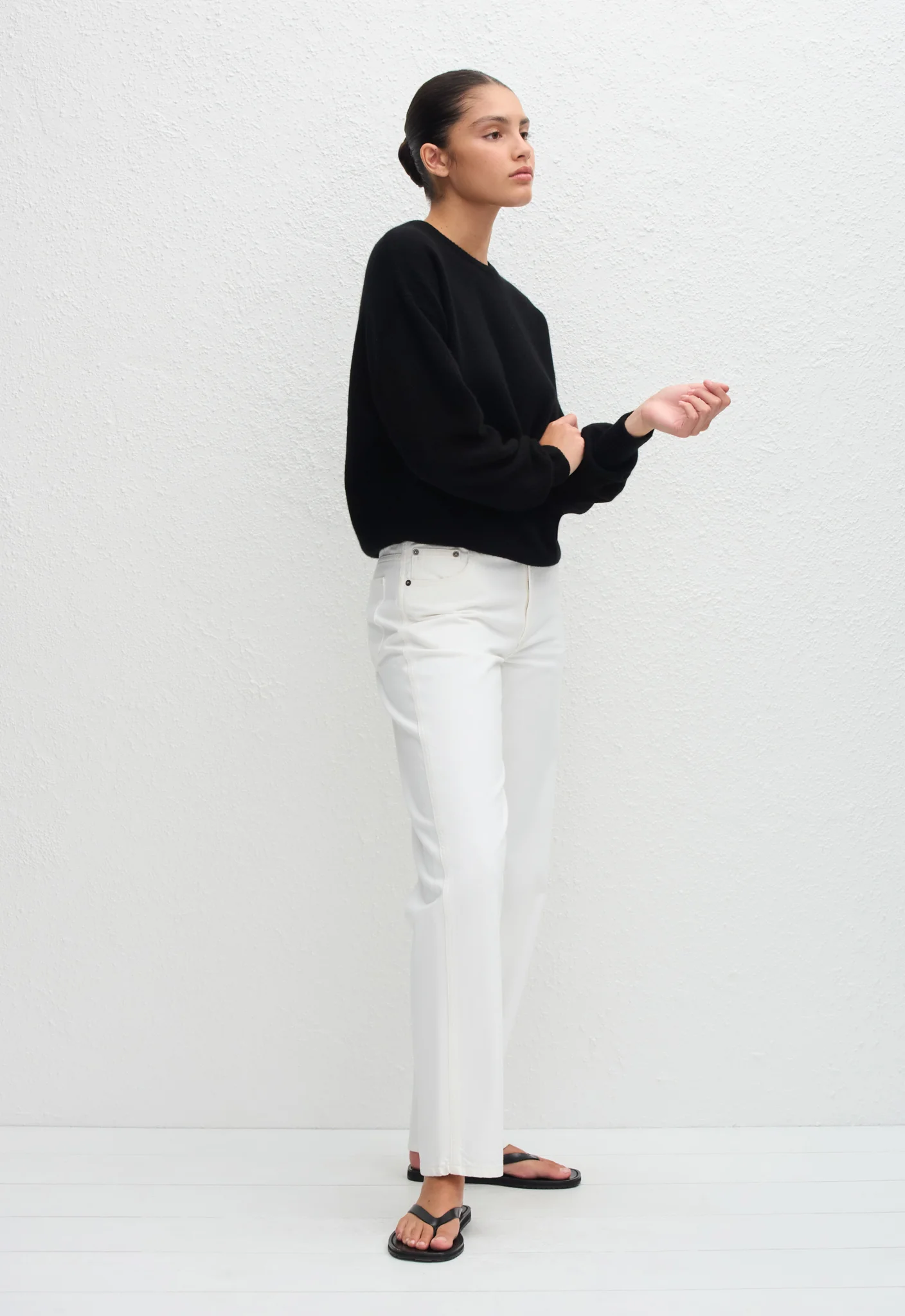 Cashmere Crew Sweater - Black - Image 3