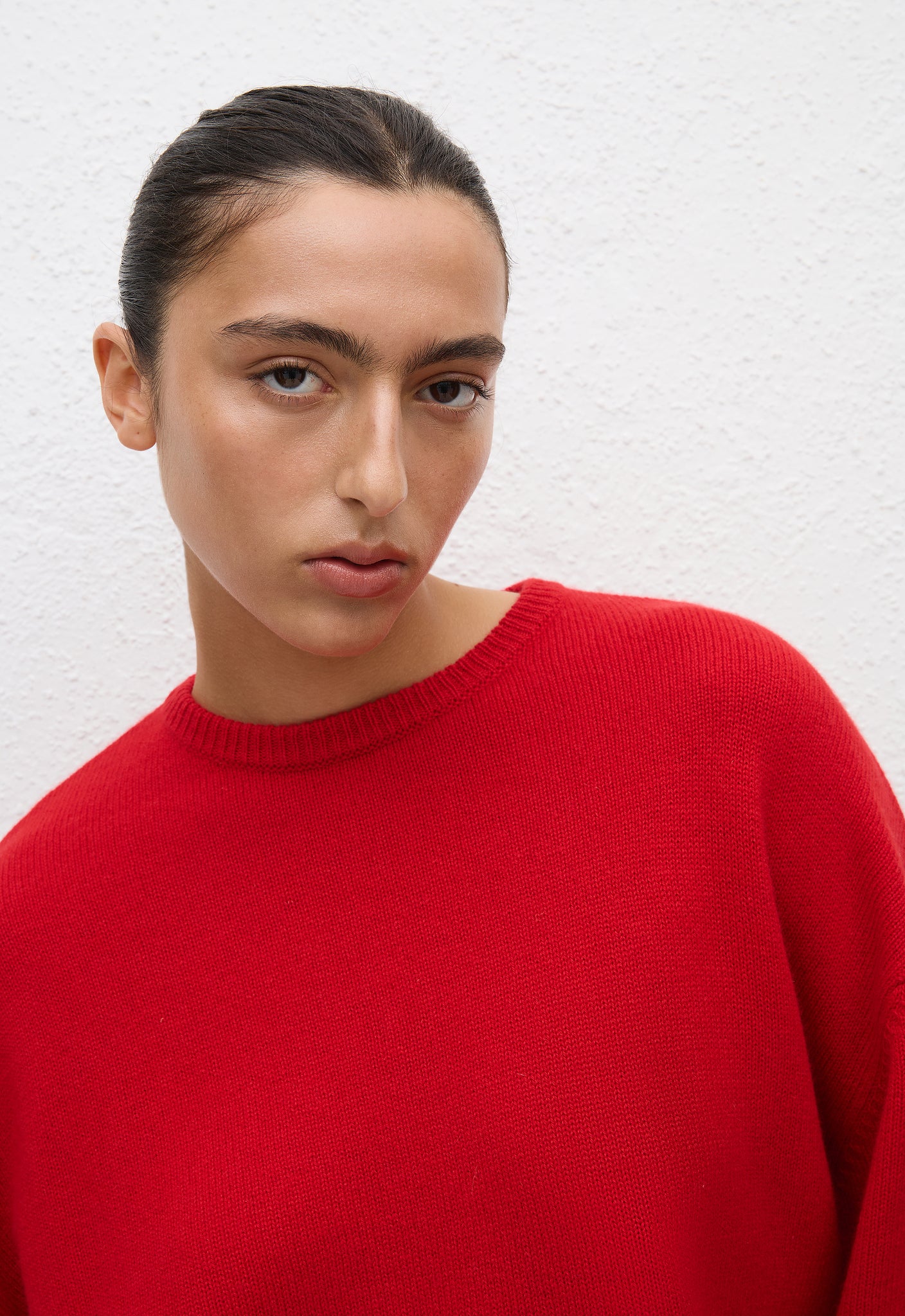 Cashmere Crew Sweater - Crimson - Image 3