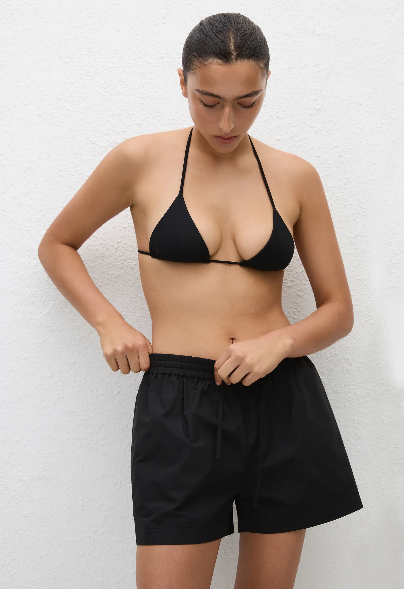 Relaxed Short - Black - Image 3